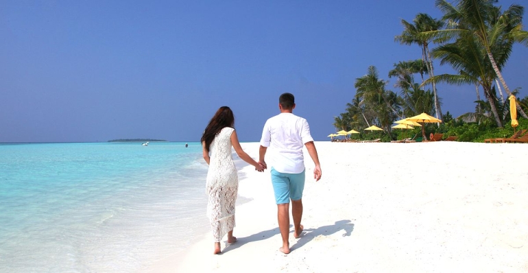 Traveling to Maldives? Here are some tips for you.